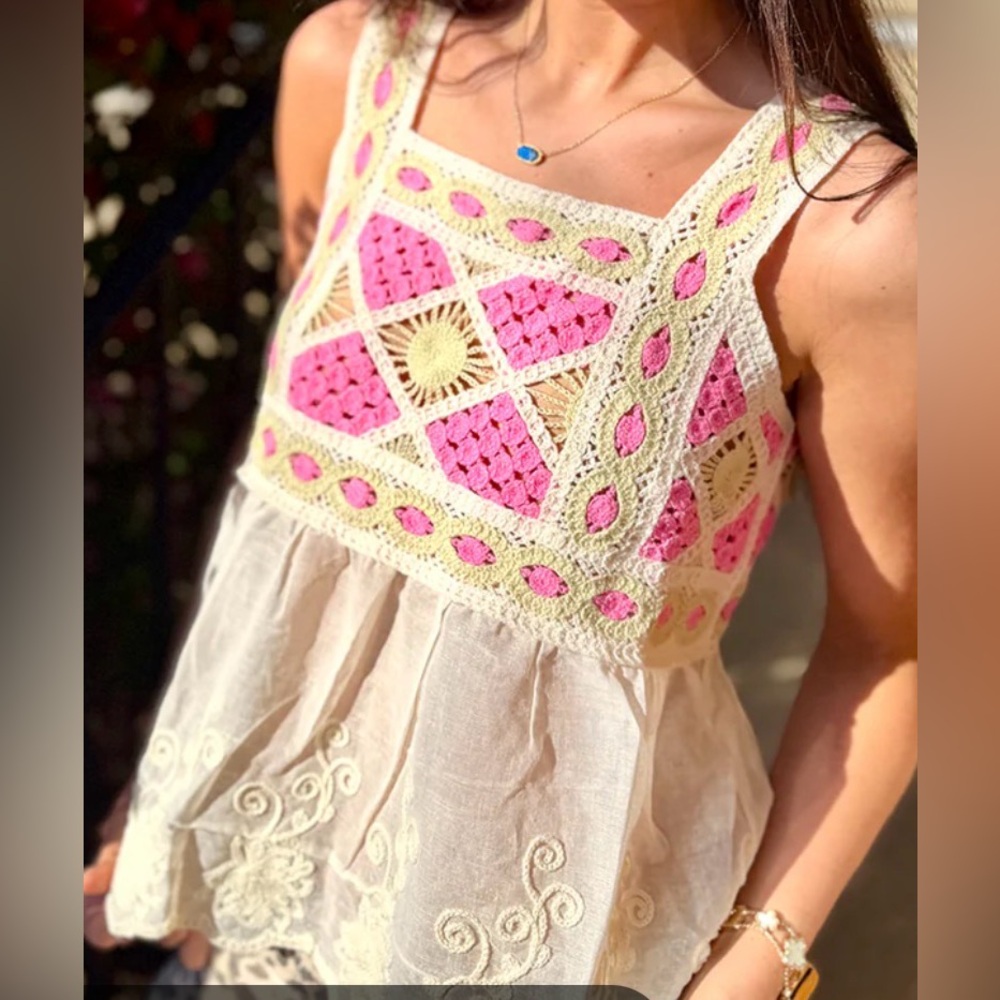 Annie Wear Crochet Pink & Cream Embroidered Camisole Tank, L/XL